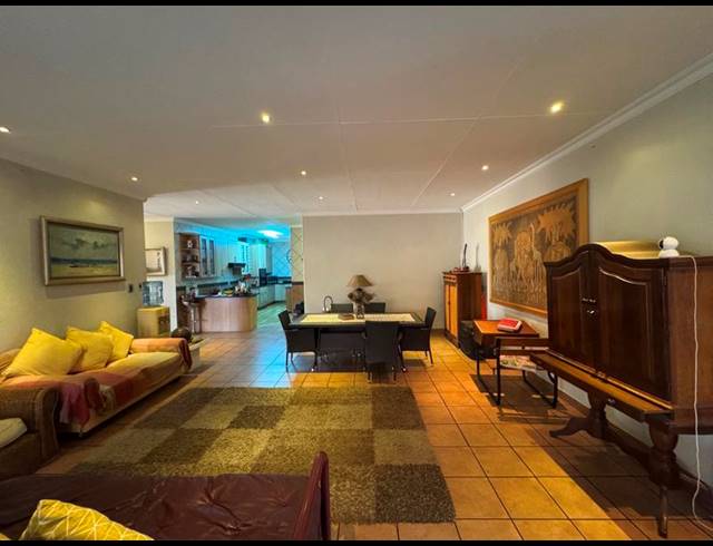 3 BEDROOM HOUSE FOR SALE IN AERORAND